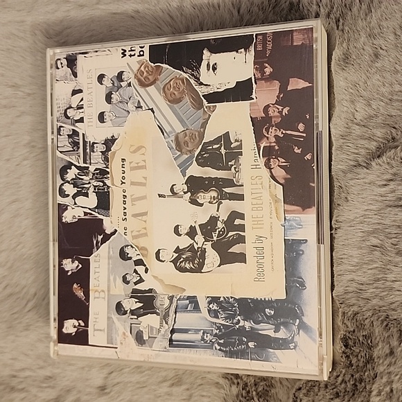 The Beatles Anthology‎ 1 Two Disc Set - Picture 1 of 8